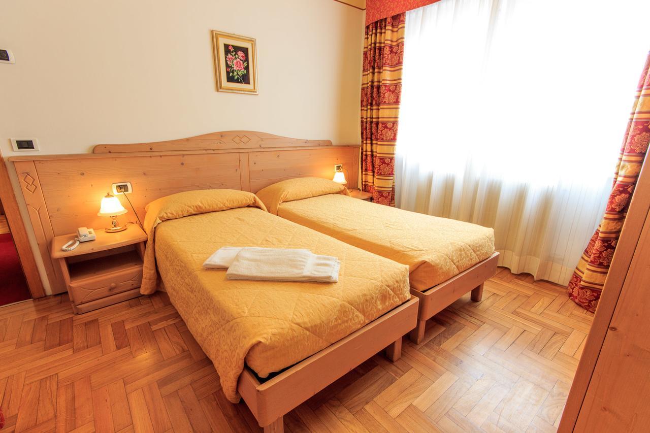 Hotel Majorka アンダロ エクステリア 写真