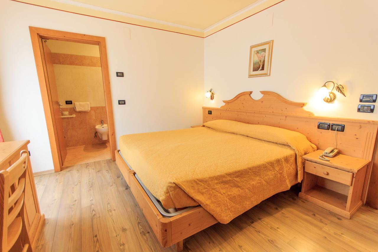 Hotel Majorka アンダロ エクステリア 写真