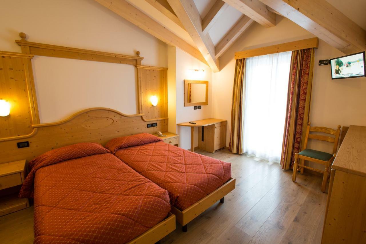 Hotel Majorka アンダロ エクステリア 写真