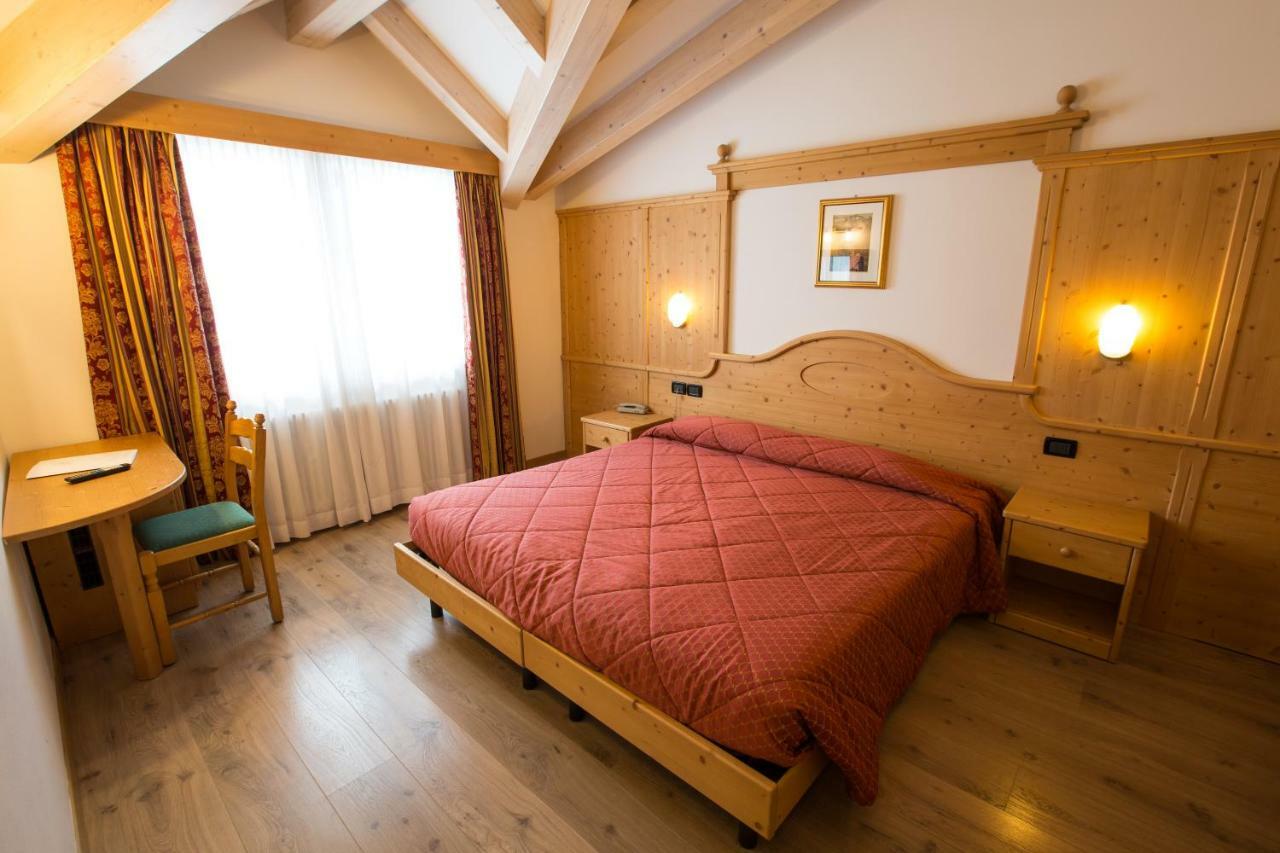Hotel Majorka アンダロ エクステリア 写真